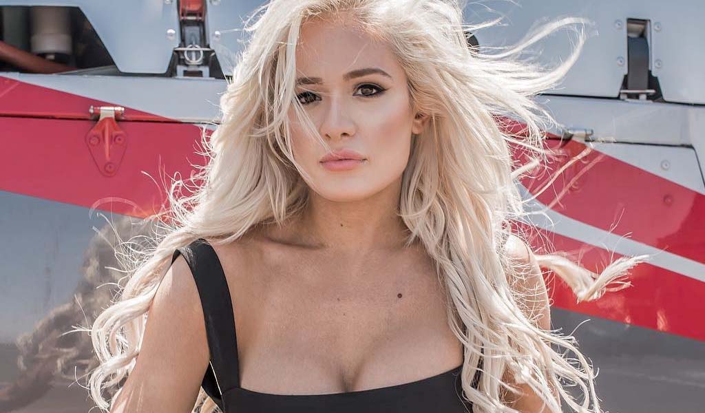 Scarlett Bordeaux Women Wrestling