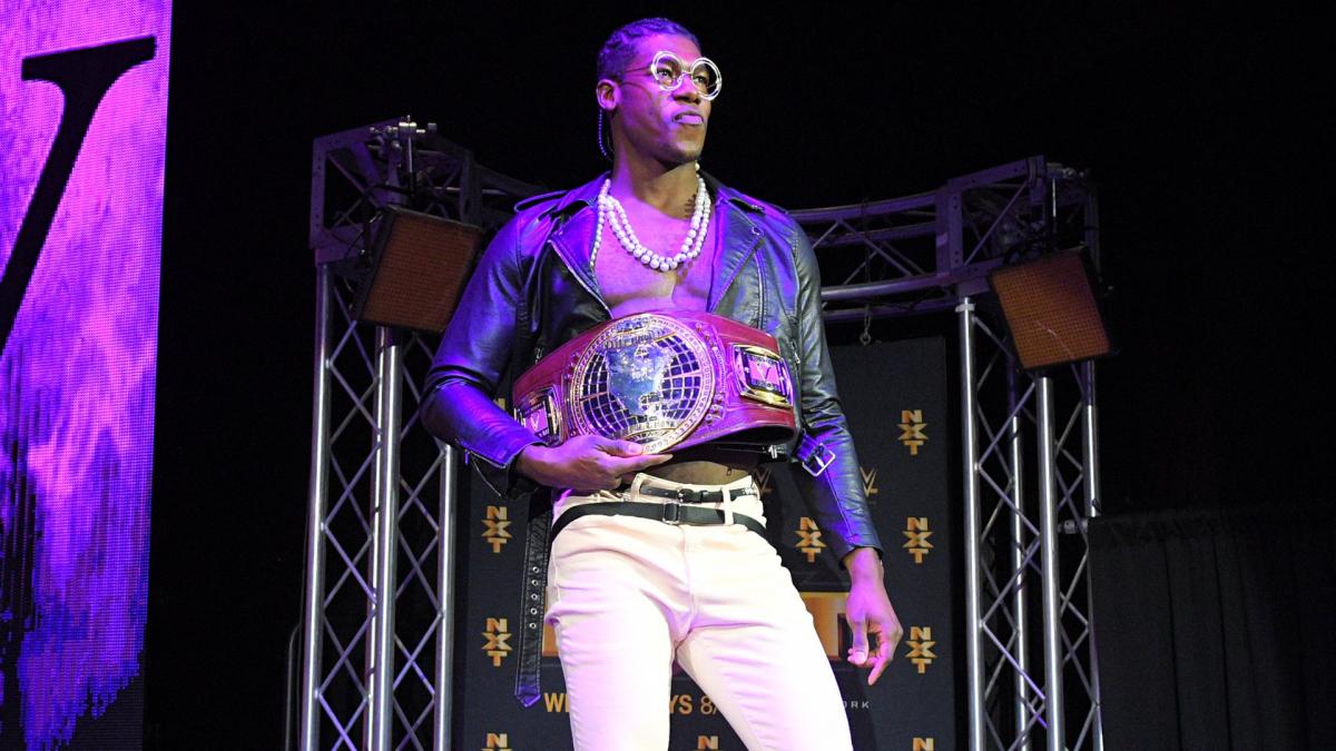 Velveteen Dream Evolve