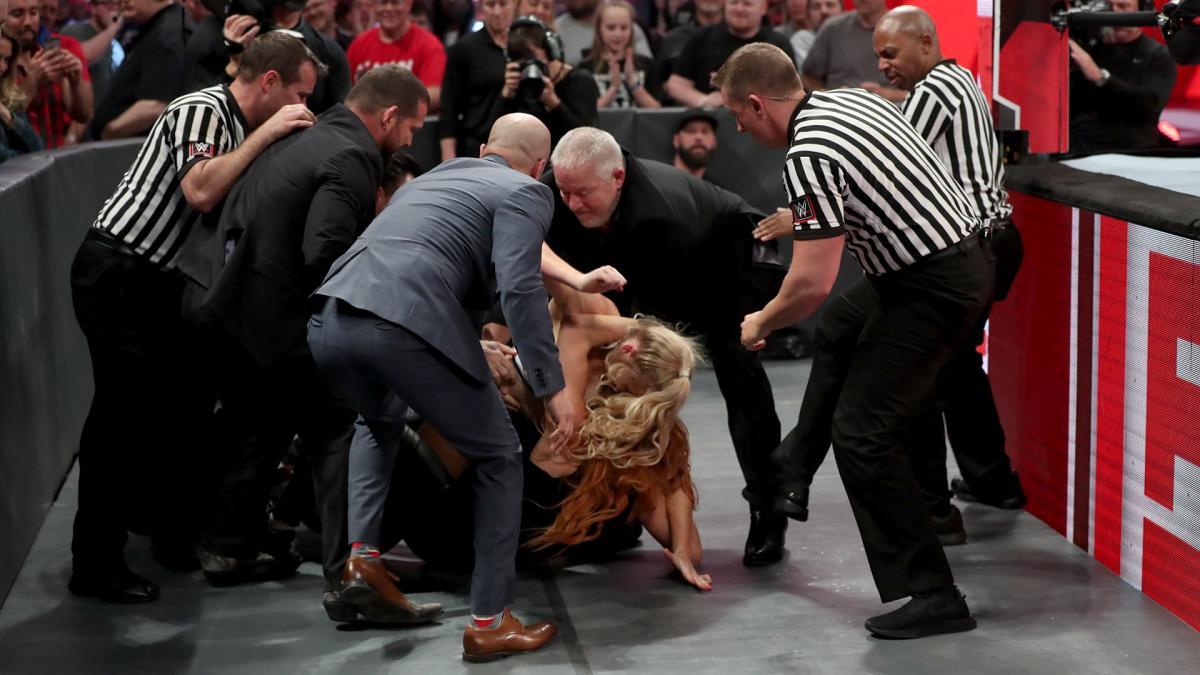 WWE Raw Lacey Evans Becky Lynch