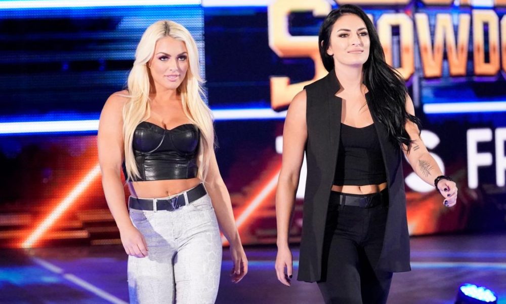WWE Smackdown Mandy Rose Sonya Deville