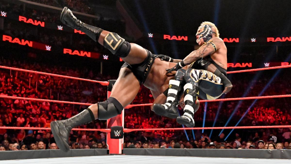 WWE Raw Bobby Lashley Rey Mysterio