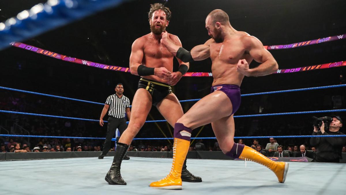 Oney Lorcan vs Drew Gulak WWE 205 Live