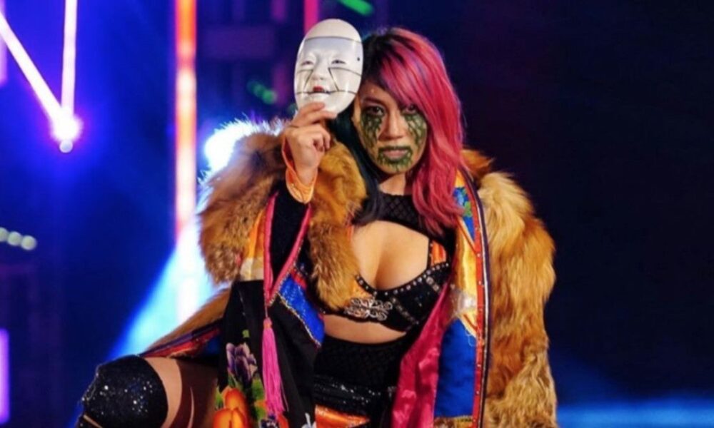 Asuka WWE Raw Women's Champion